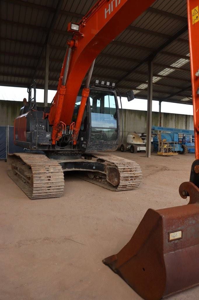 Rupsgraafmachine Hitachi ZX190LC-6 Diesel 2020