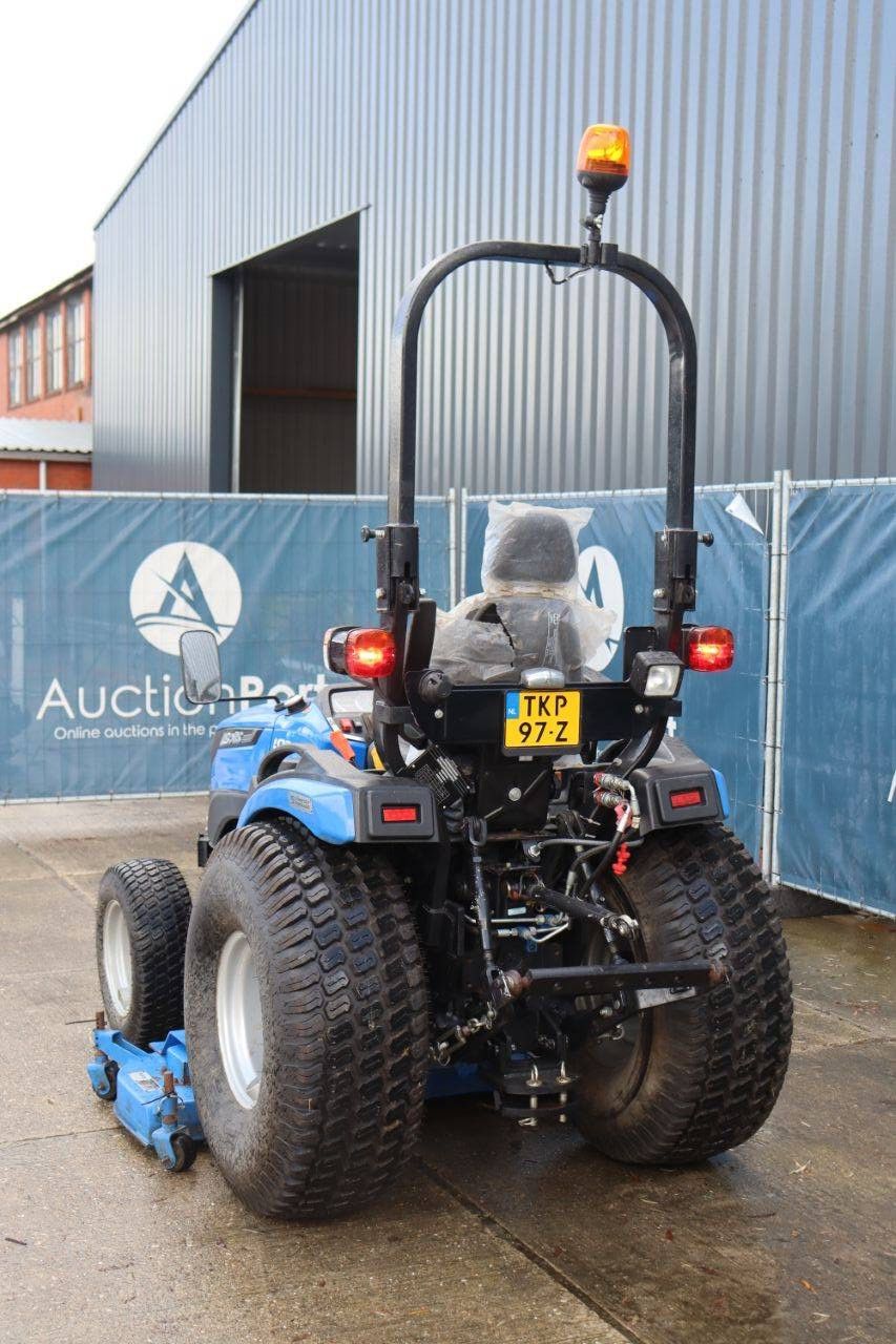 Kleintraktor Solis 26HST Diesel 25 PS, Baujahr 2021, mit Rasenmäher Solis (Margin)