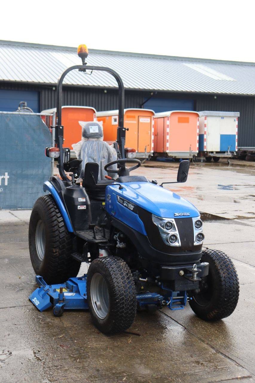 Kleintraktor Solis 26HST Diesel 25 PS, Baujahr 2021, mit Rasenmäher Solis (Margin)