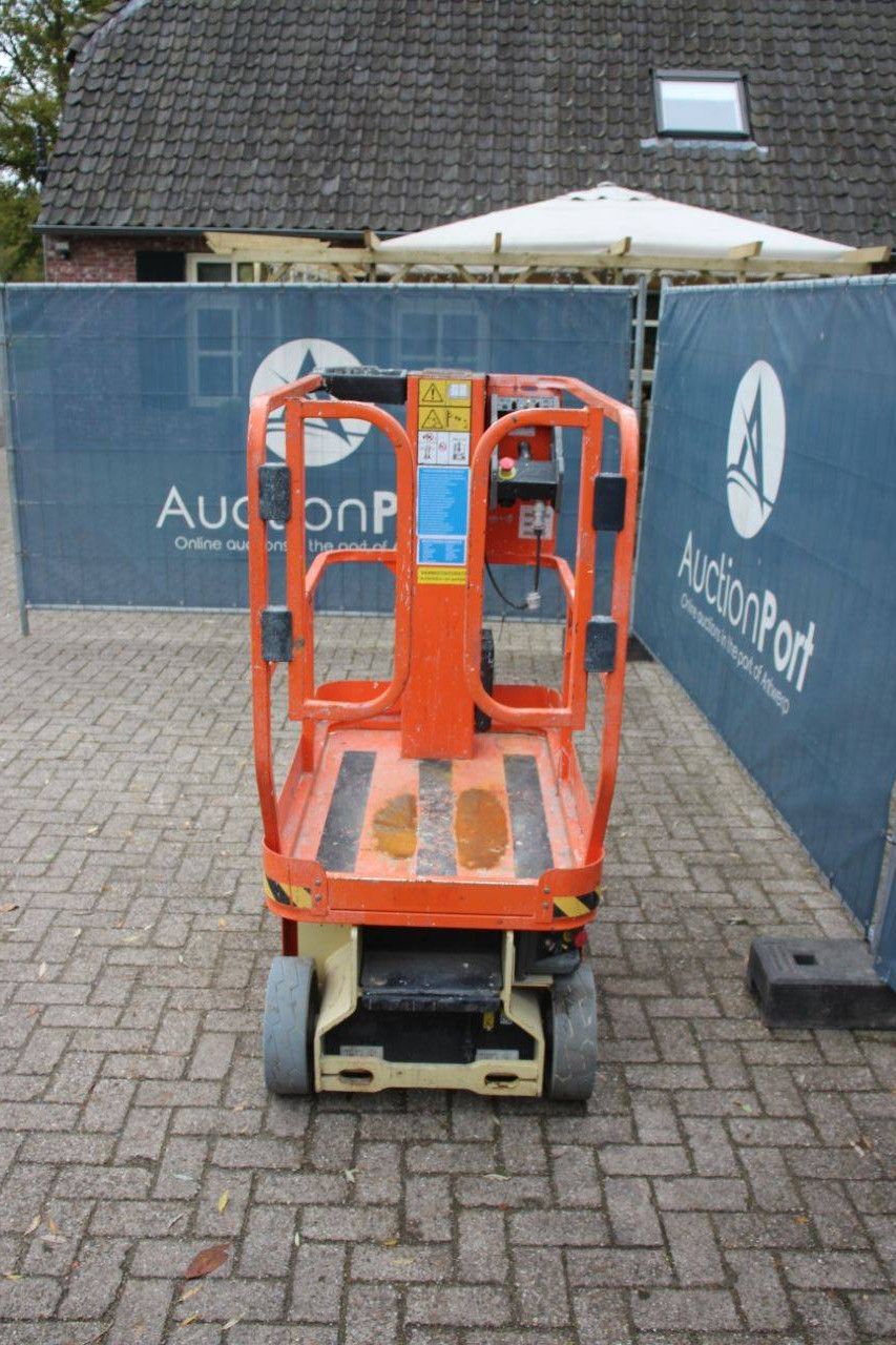 JLG 1230ES Elektrischer Mastlift 5,66 m 2015
