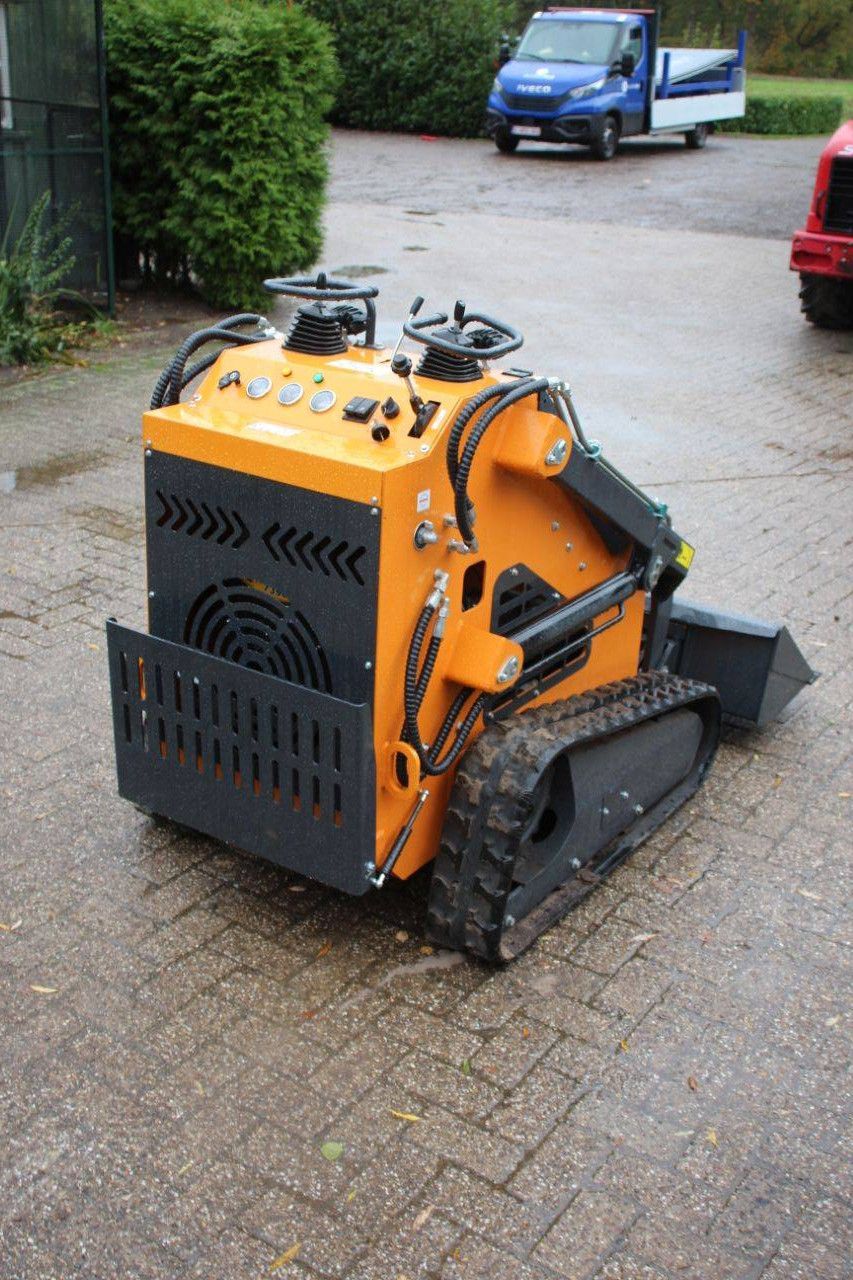 Landhero Benzin-Kompaktlader