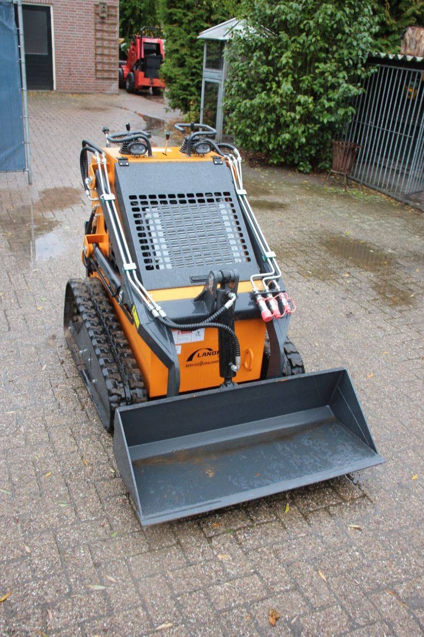 Landhero Benzin-Kompaktlader