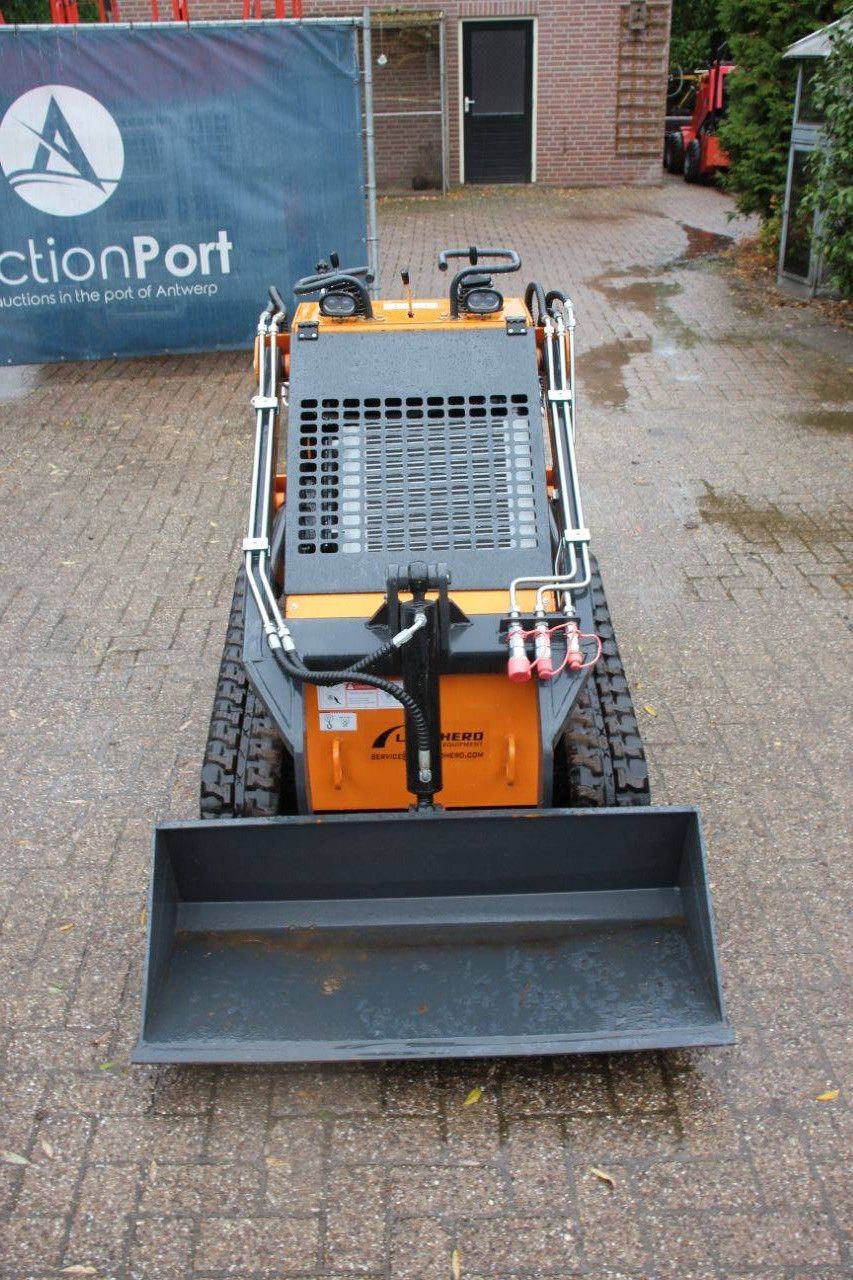 Landhero Benzin-Kompaktlader