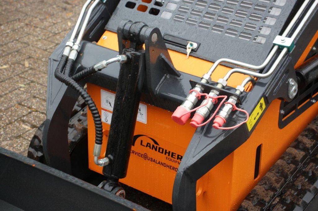 Landhero Benzin-Kompaktlader