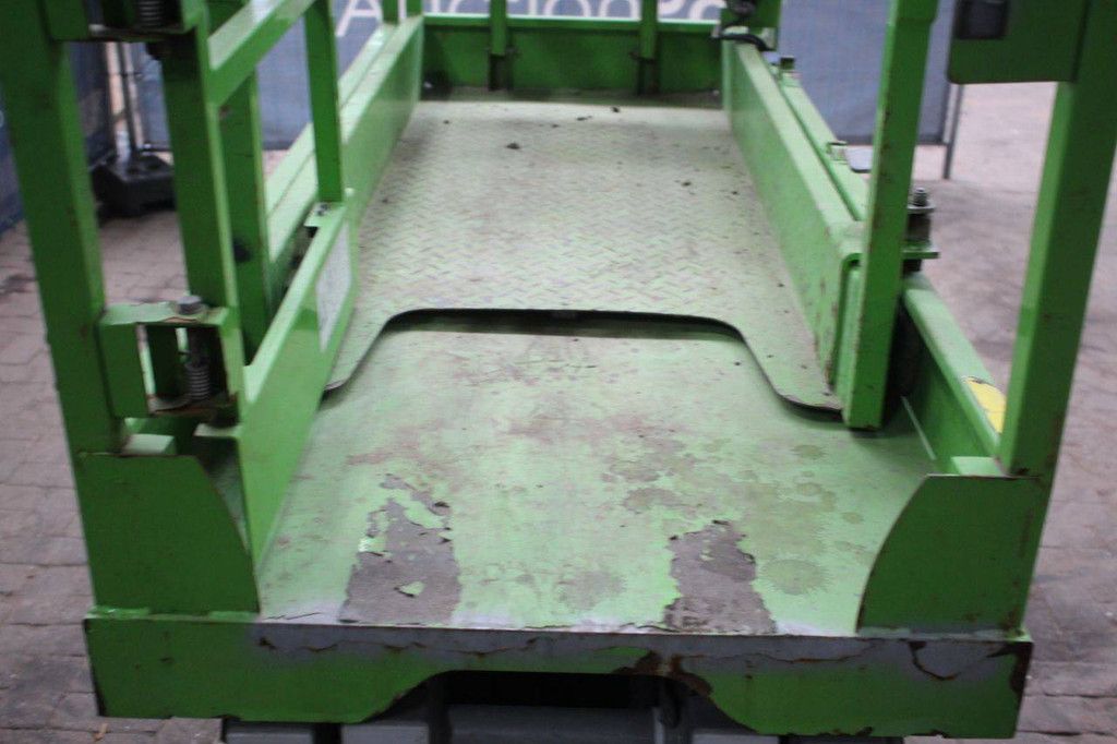 Fronteq FS0610T Elektrische Scherenbühne 8 m 2021