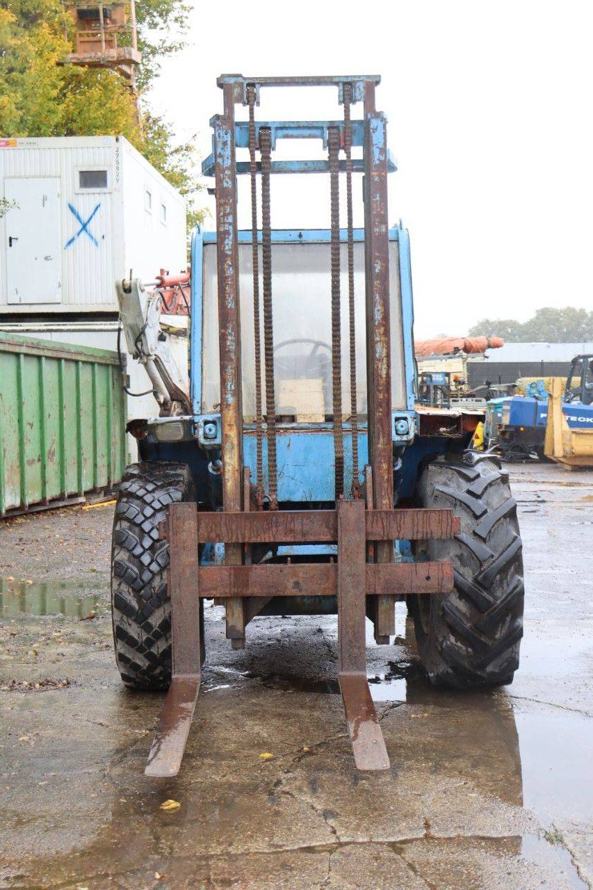 Manitou M430CP Diesel-Geländestapler, Baujahr 1990
