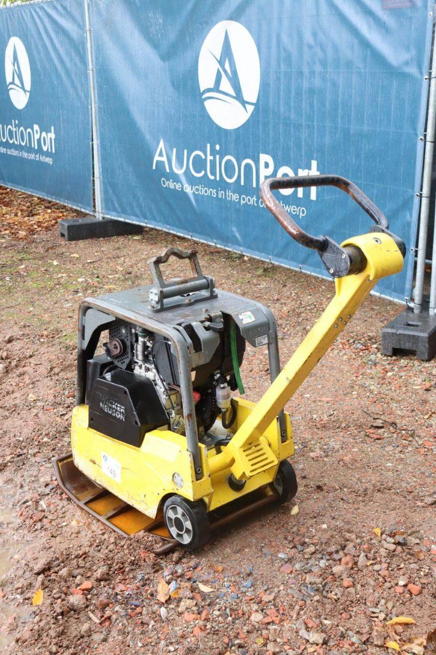 Vibrating plate Wacker Neuson DPU3760 Diesel 4.2kW 2016