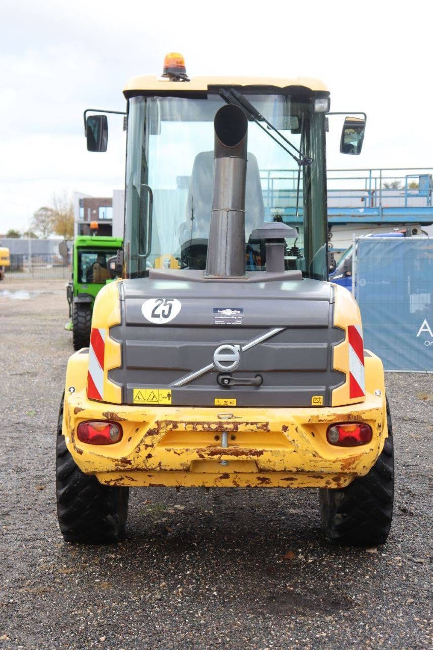 Wheel loader Volvo L30G Diesel 55.4kW 2016