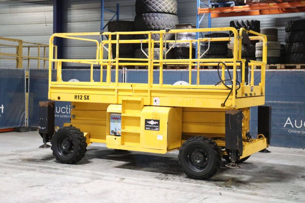 Schaarlift Haulotte H12 SX Diesel 12m