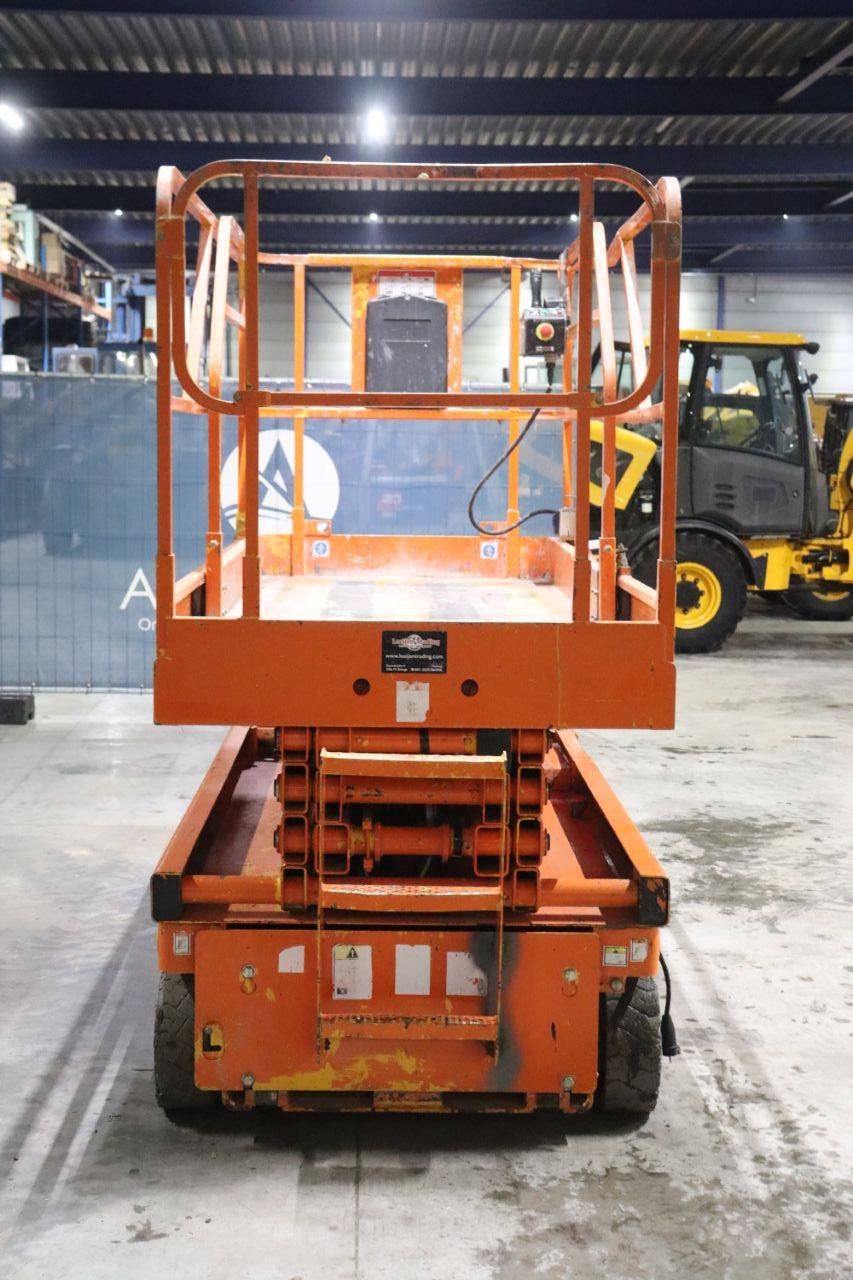 Scherenbühne Haulotte Compact 10 Electric 10m 2008