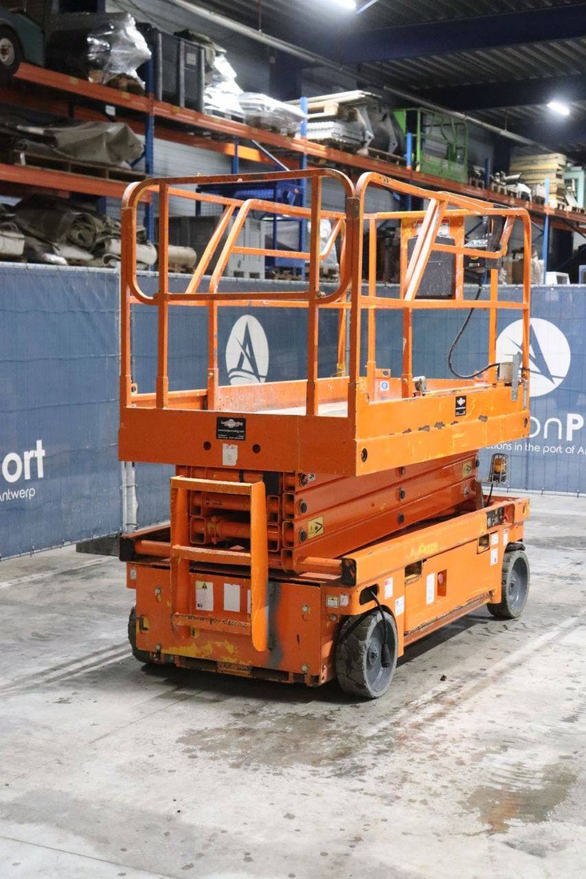 Scherenbühne Haulotte Compact 10 Electric 10m 2008