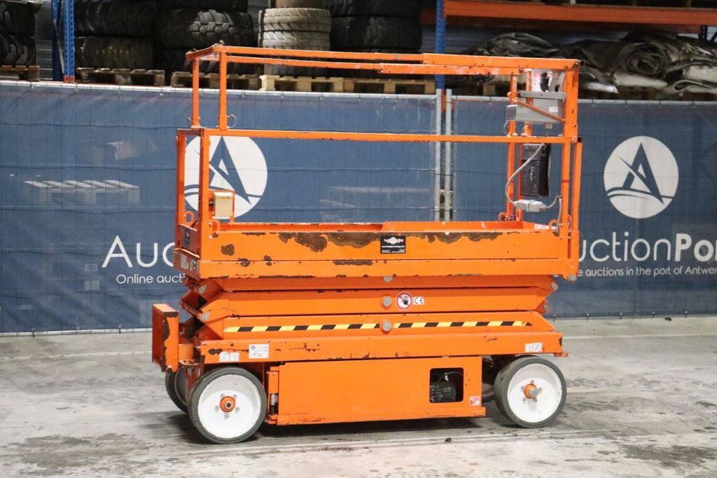 Scherenbühne Skyjack SJ3220 Electric 8m 2016