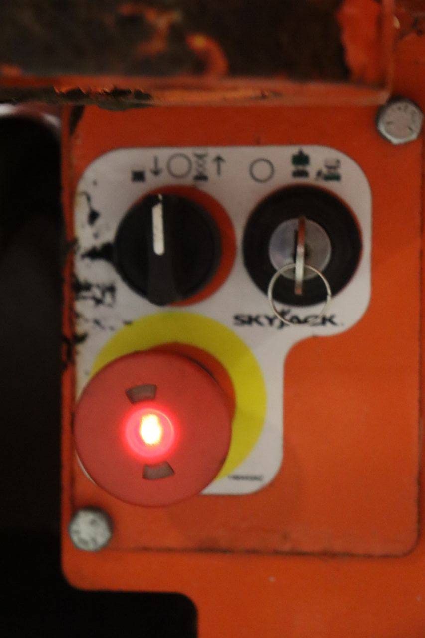 Scherenbühne Skyjack SJ3220 Electric 8m 2016