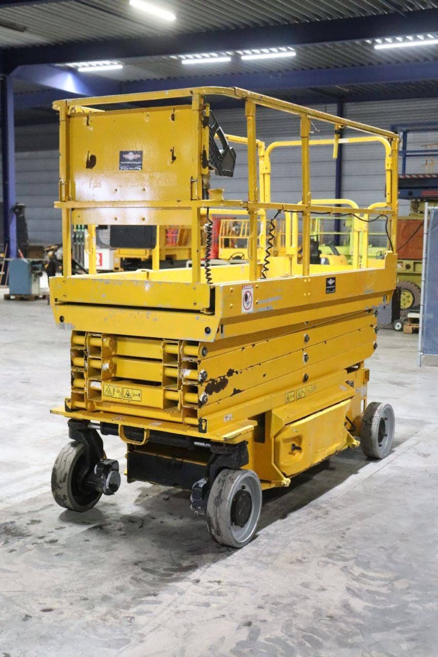 JLG 2646ES Elektrische Scherenbühne 9,9 m