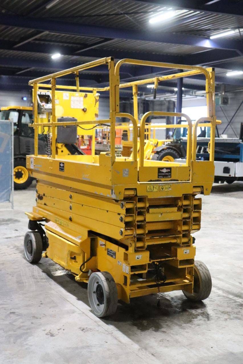 JLG 2646ES Elektrische Scherenbühne 9,9 m