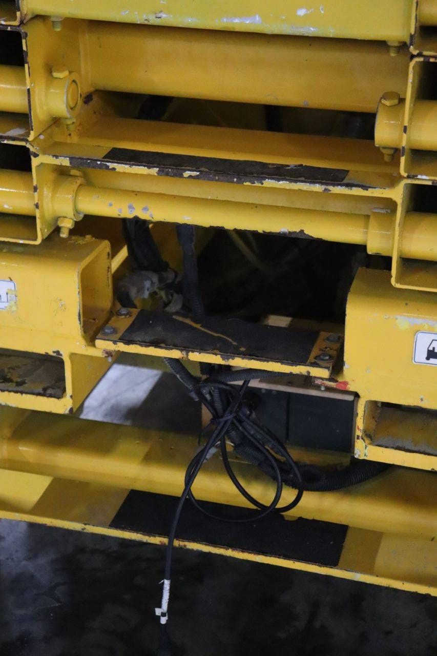 JLG 2646ES Elektrische Scherenbühne 9,9 m