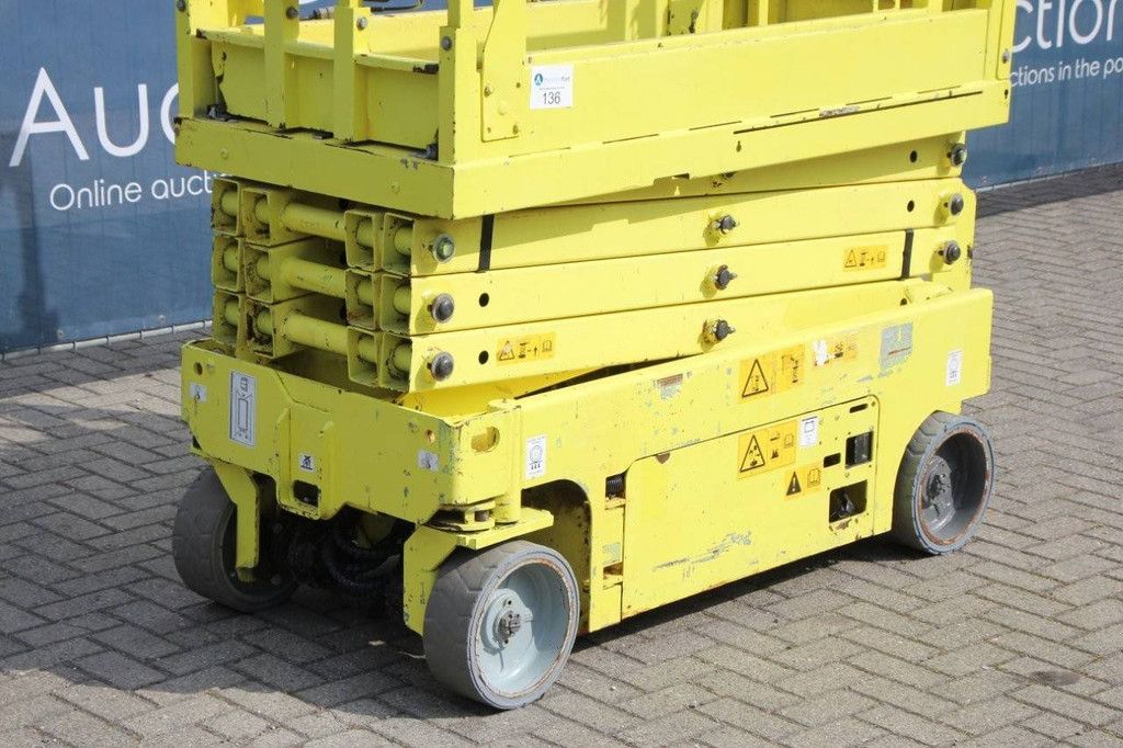 Scissor Lift Genie GS-1932 Electric 7.79m 2008