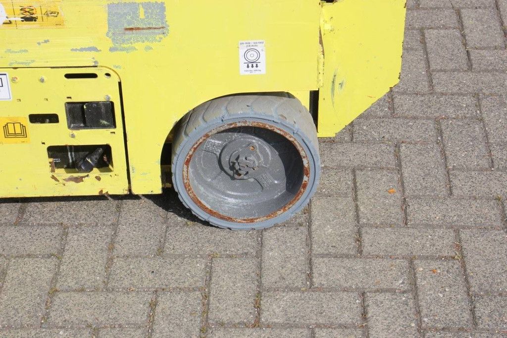 Scissor Lift Genie GS-1932 Electric 7.79m 2008