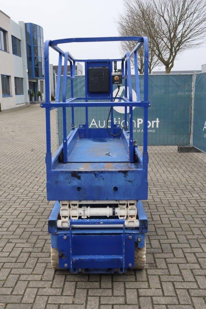 Scissor lift Haulotte COMPACT 8 Electric 8.2m 2011