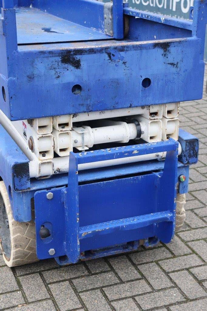 Scissor lift Haulotte COMPACT 8 Electric 8.2m 2011