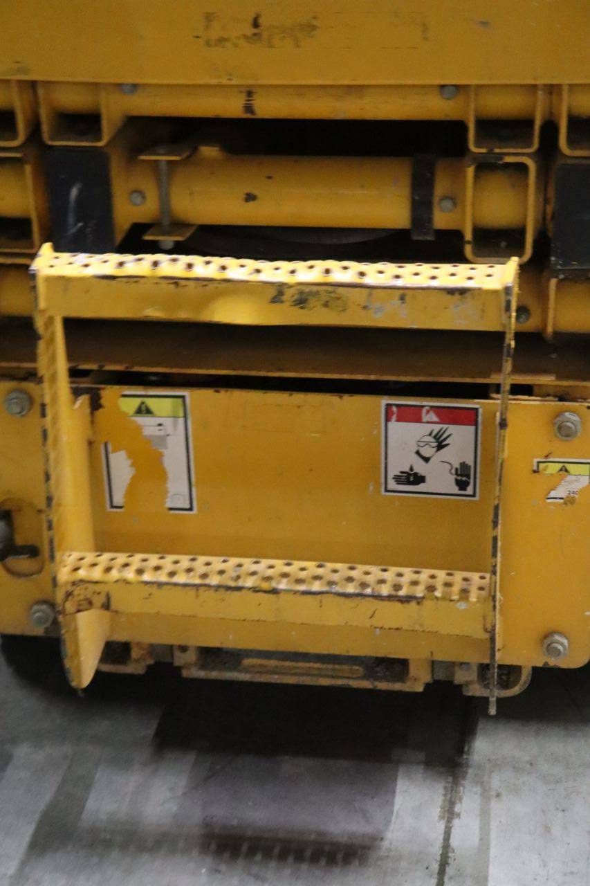 Scissor lift Haulotte COMPACT 8 Electric 8m 2012