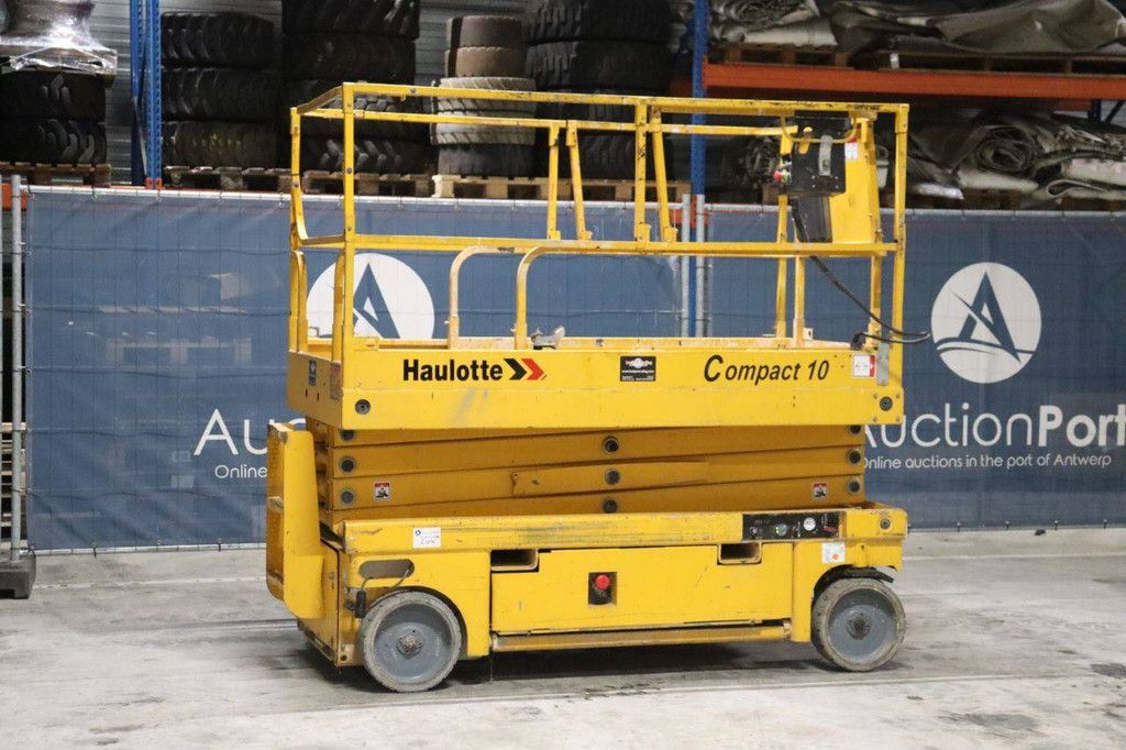 Scissor lift Haulotte Compact 10 Electric 450kg 10m 2008