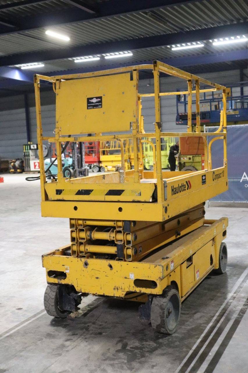 Scissor lift Haulotte Compact 10 Electric 450kg 10m 2008
