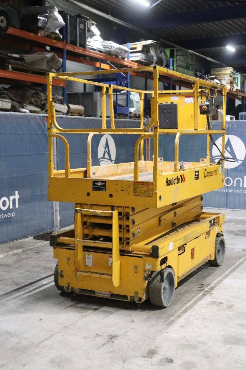 Scissor lift Haulotte Compact 10 Electric 450kg 10m 2008