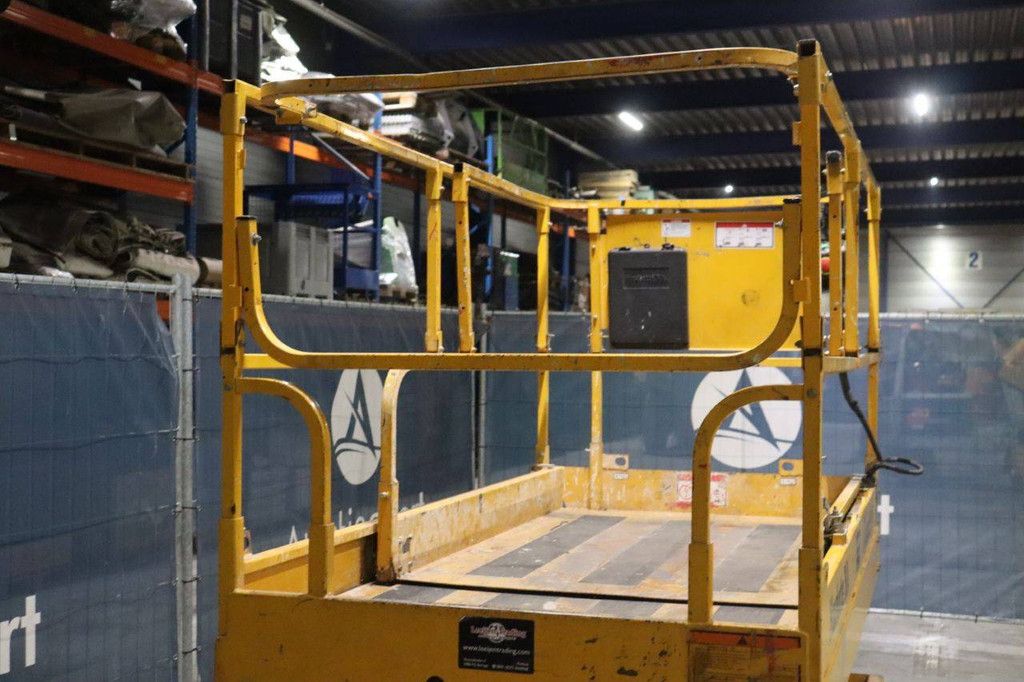 Scissor lift Haulotte Compact 10 Electric 450kg 10m 2008