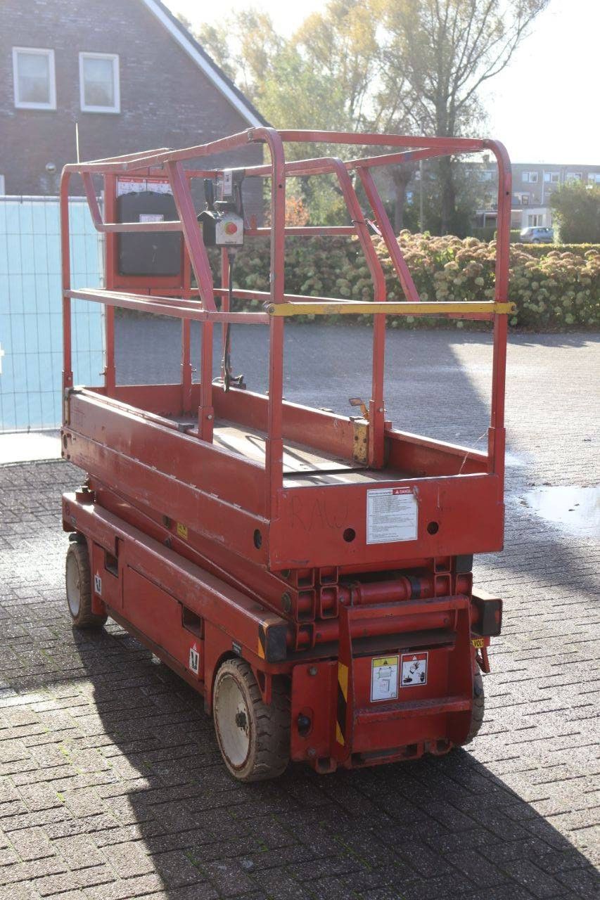 Scherenbühne Haulotte COMPACT 8 Electric 2000