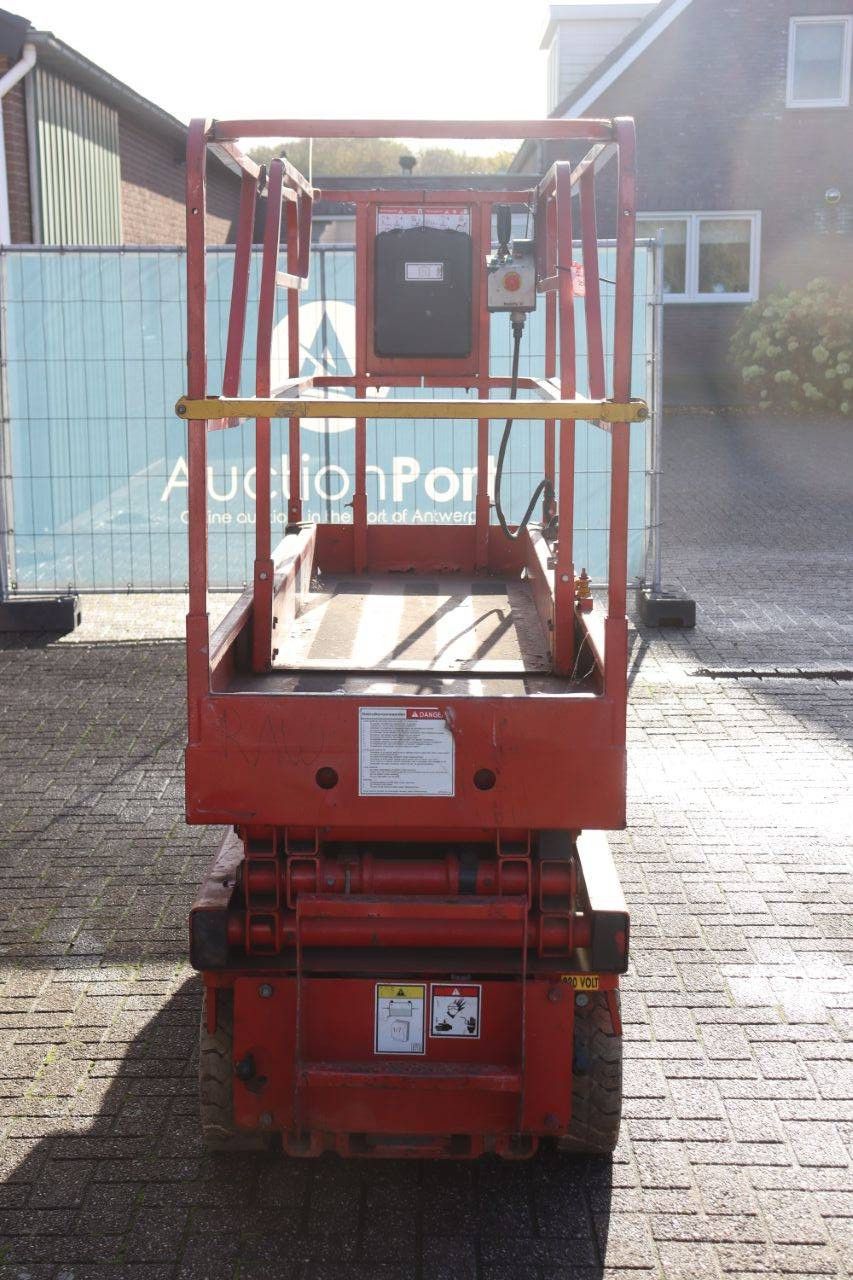 Scherenbühne Haulotte COMPACT 8 Electric 2000