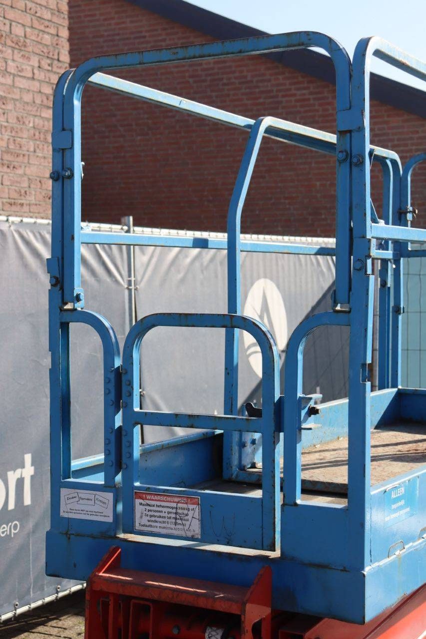 Scissor lift Mantall XE 80 C Electric 2014