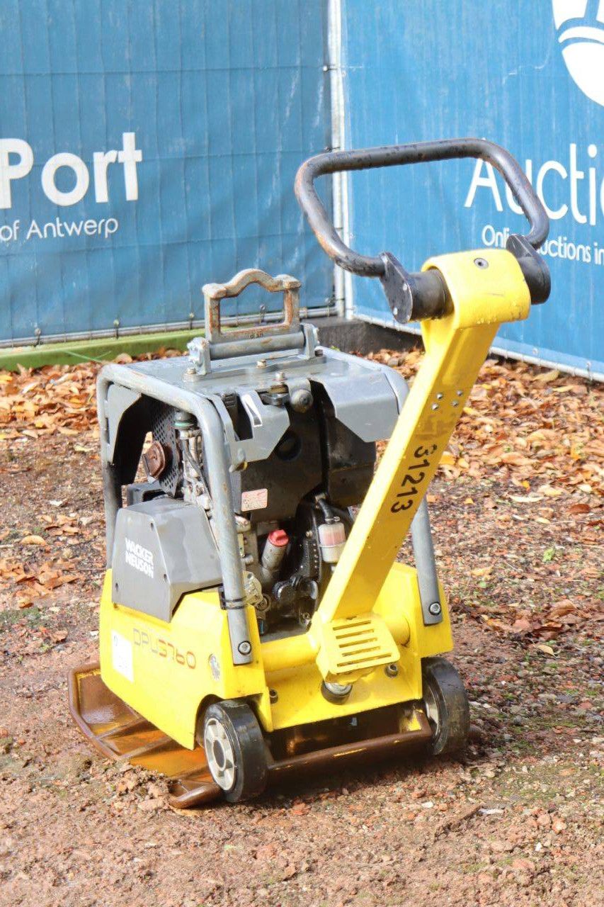 Vibrating plate Wacker Neuson DPU3760 Diesel 4.2kW 2016