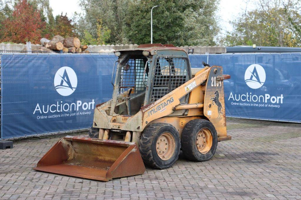 Schranklader Mustang 2054 Diesel 2007