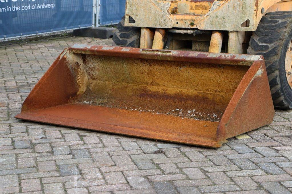 Schranklader Mustang 2054 Diesel 2007