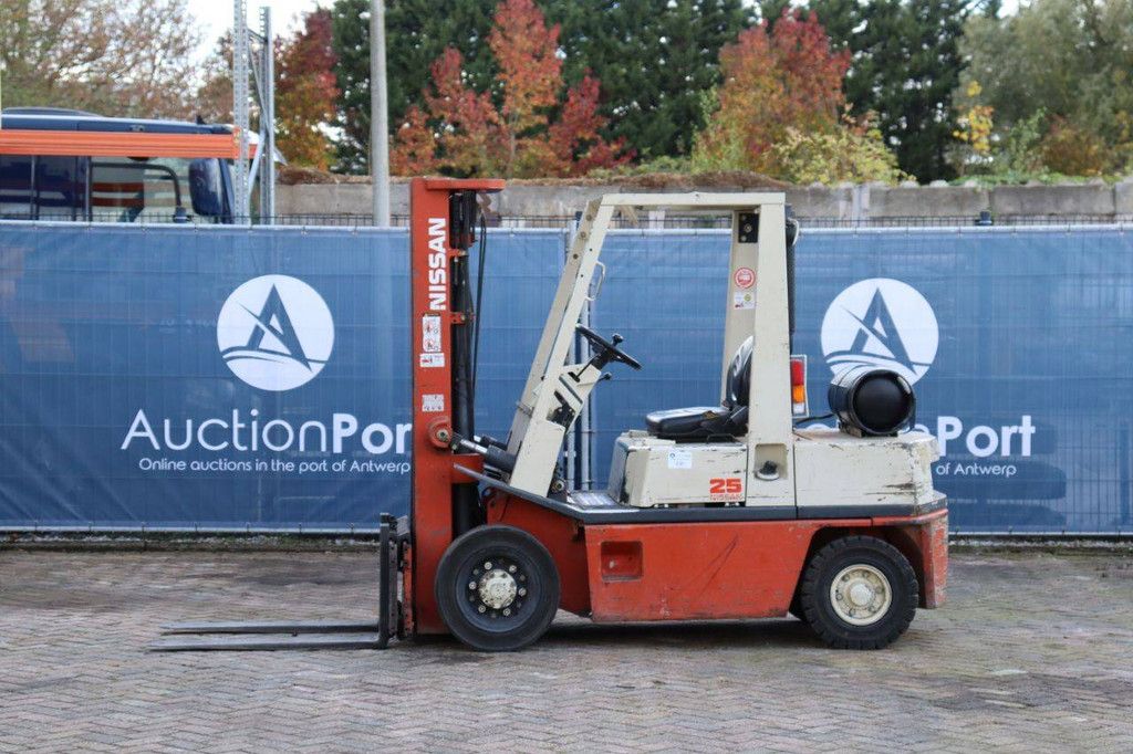 Nissan PH02A25U LPG-Gabelstapler, 2500 kg, 4,75 m
