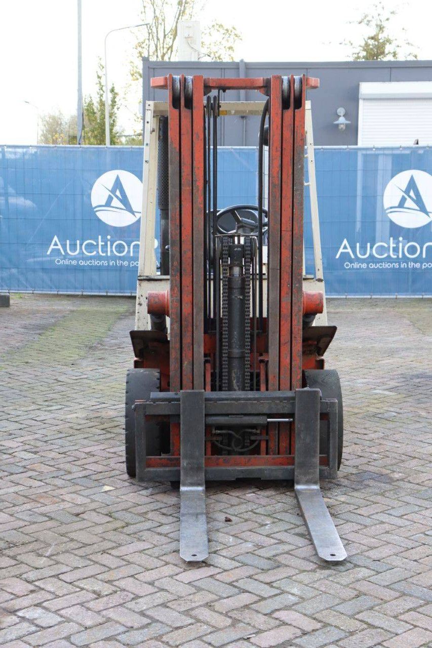 Nissan PH02A25U LPG-Gabelstapler, 2500 kg, 4,75 m