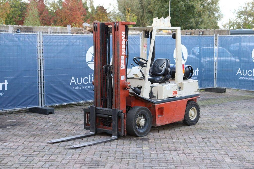 Nissan PH02A25U LPG-Gabelstapler, 2500 kg, 4,75 m