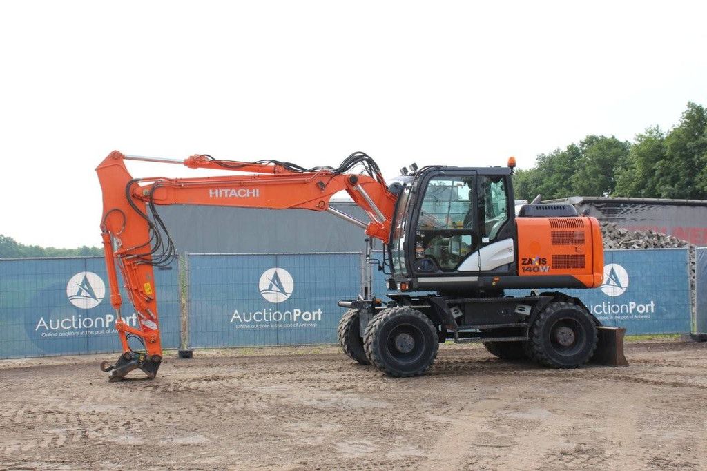 Hitachi ZX140W-5B Diesel-Radbagger, Baujahr 2016
