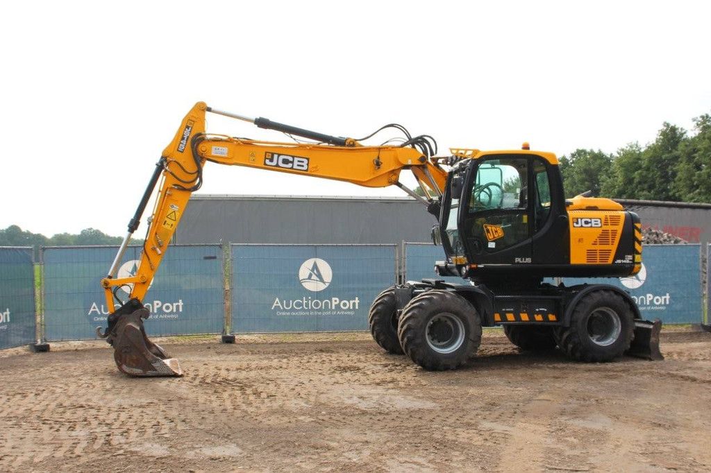 Radbagger JCB JS145 Diesel 2018