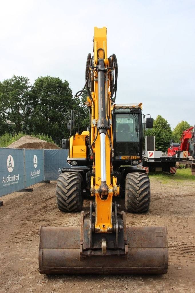 Radbagger JCB JS145 Diesel 2018