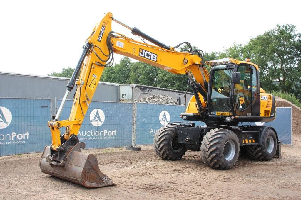 Radbagger JCB JS145 Diesel 2018