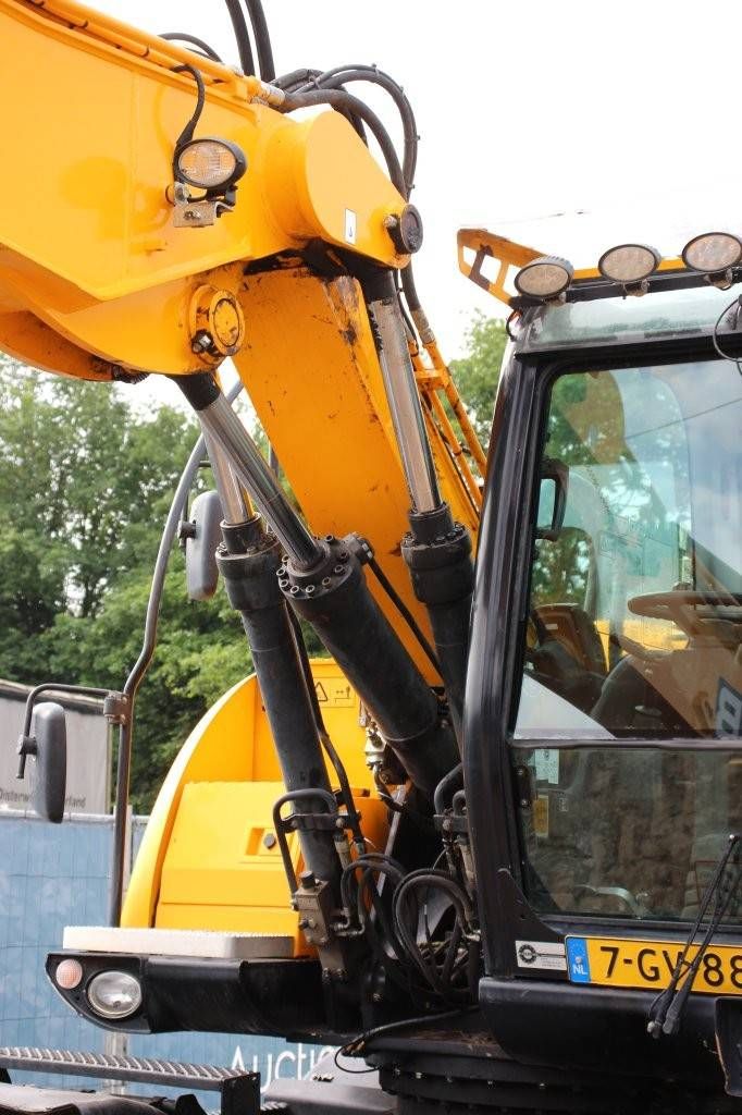 Radbagger JCB JS145 Diesel 2018