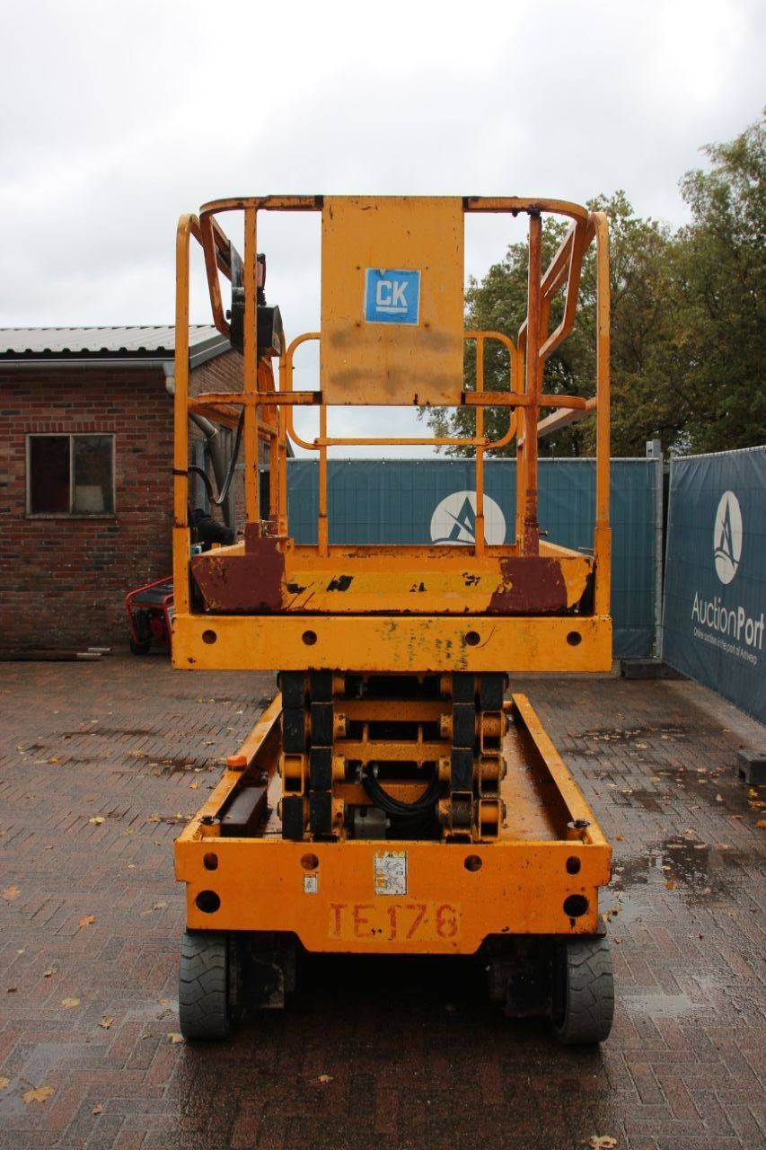 Scherenarbeitsbühne Haulotte Compact 12 Electric 11,75 m 2016