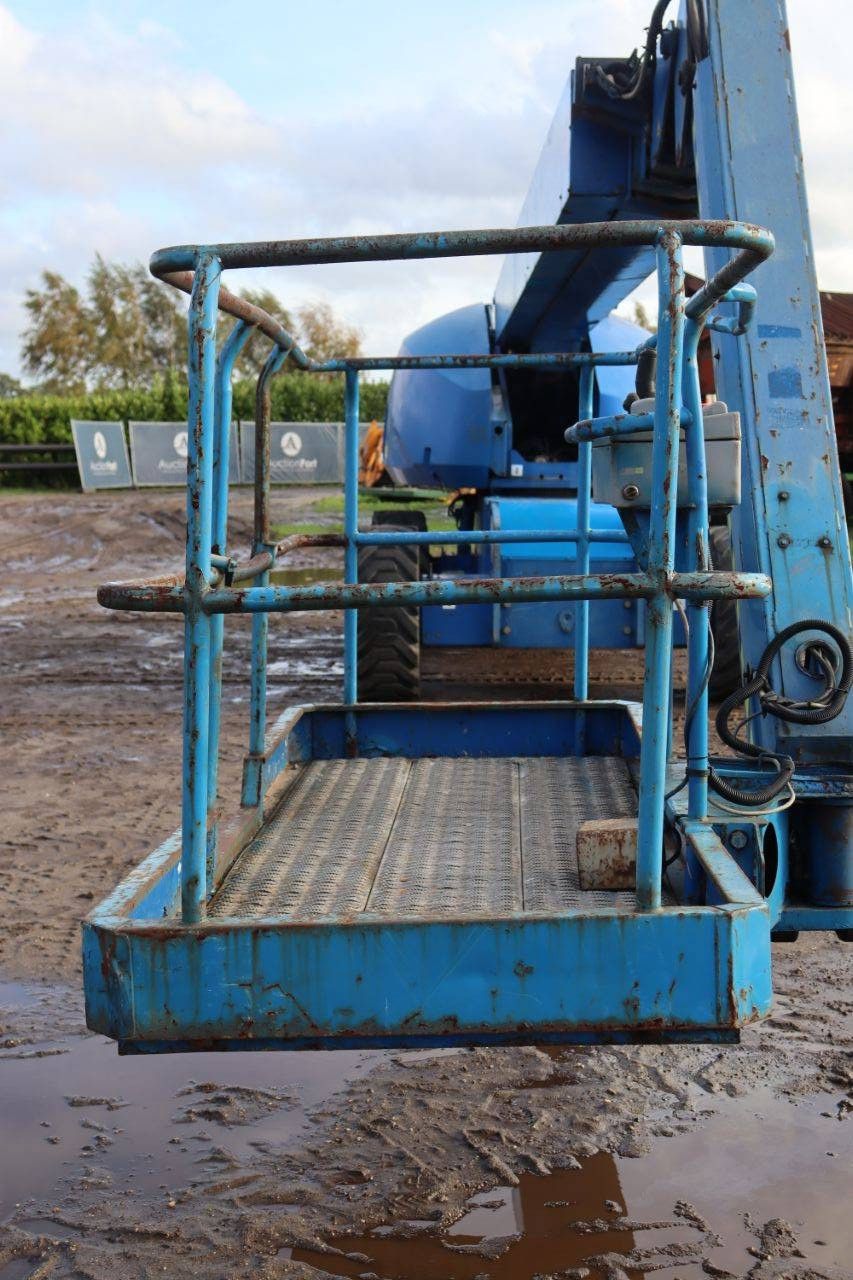 Teleskoparbeitsbühne UpRight SB80 Diesel 26,4 m