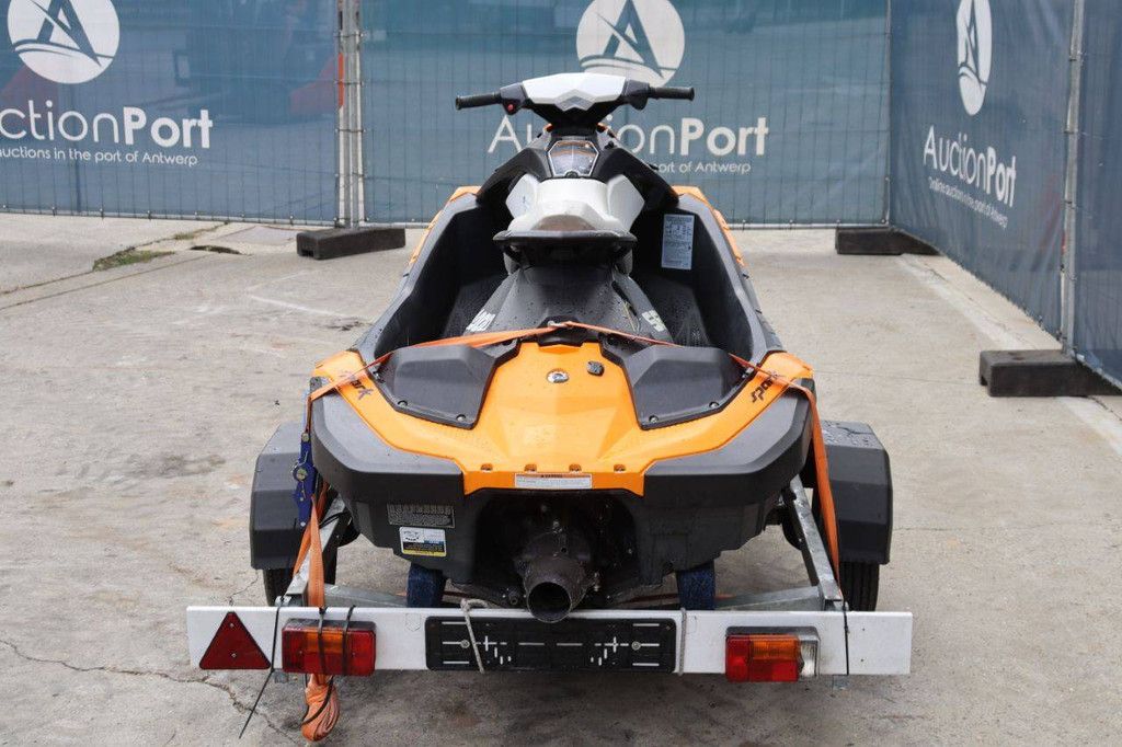 Jetski Sea doo Spark Benzine 2014