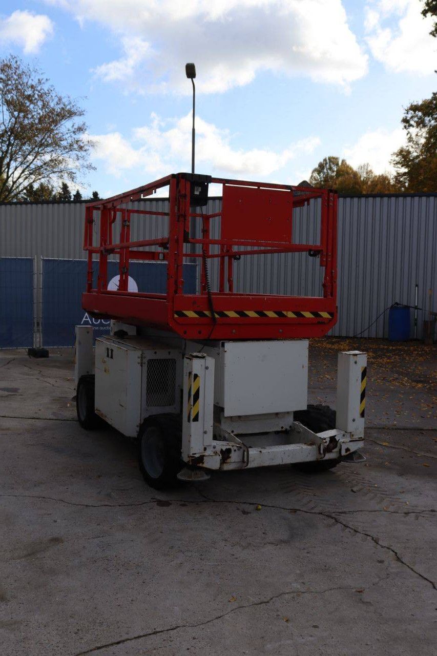 Scherenarbeitsbühne Genie GS 3369 RT Diesel 11,96 m 2015