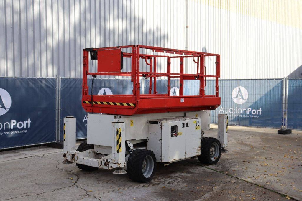 Scherenarbeitsbühne Genie GS 3369 RT Diesel 11,96 m 2015