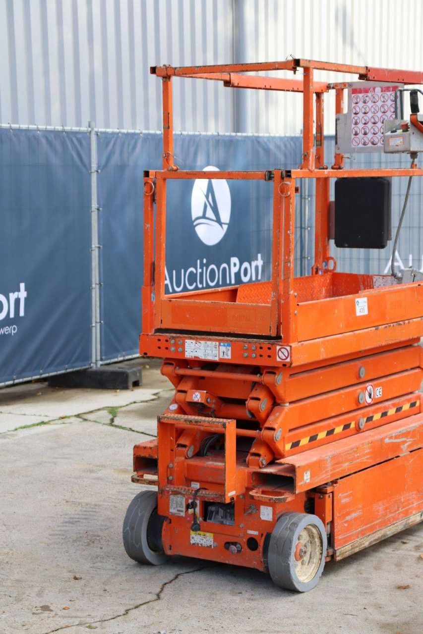 Scherenarbeitsbühne Skyjack SJIII-3219 elektrisch 7,8 m 2014