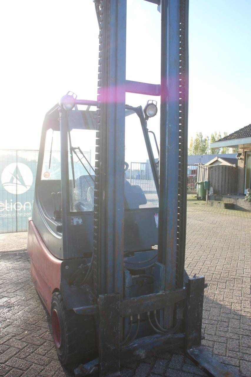 Gabelstapler Linde E30-02 Elektro 3000kg 1997